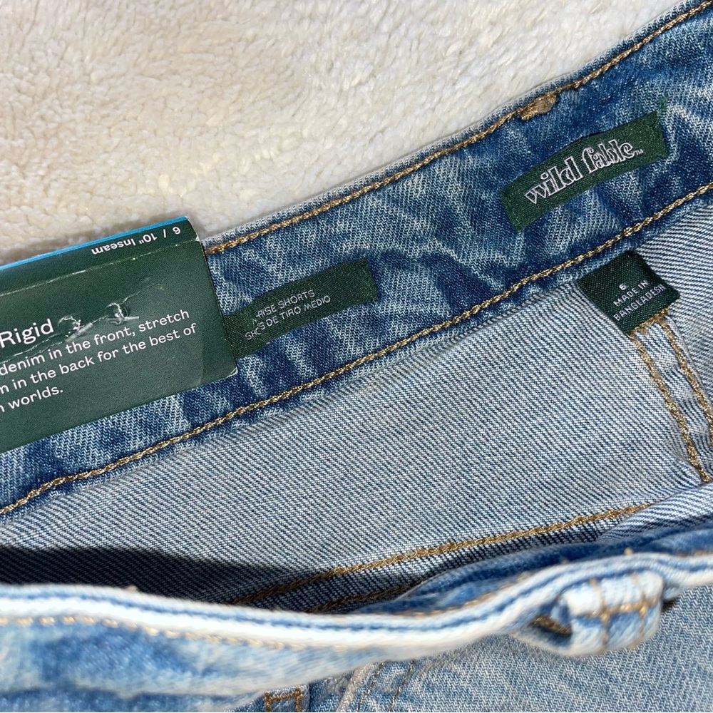 wild fable Light Blue Denim Cutoff Mid Rise Shorts - Picture 4 of 6